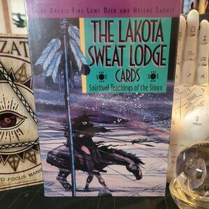 The Lakota Sweat Lodge Cards: Spiritual Teachings of the Sioux of the Sioux new